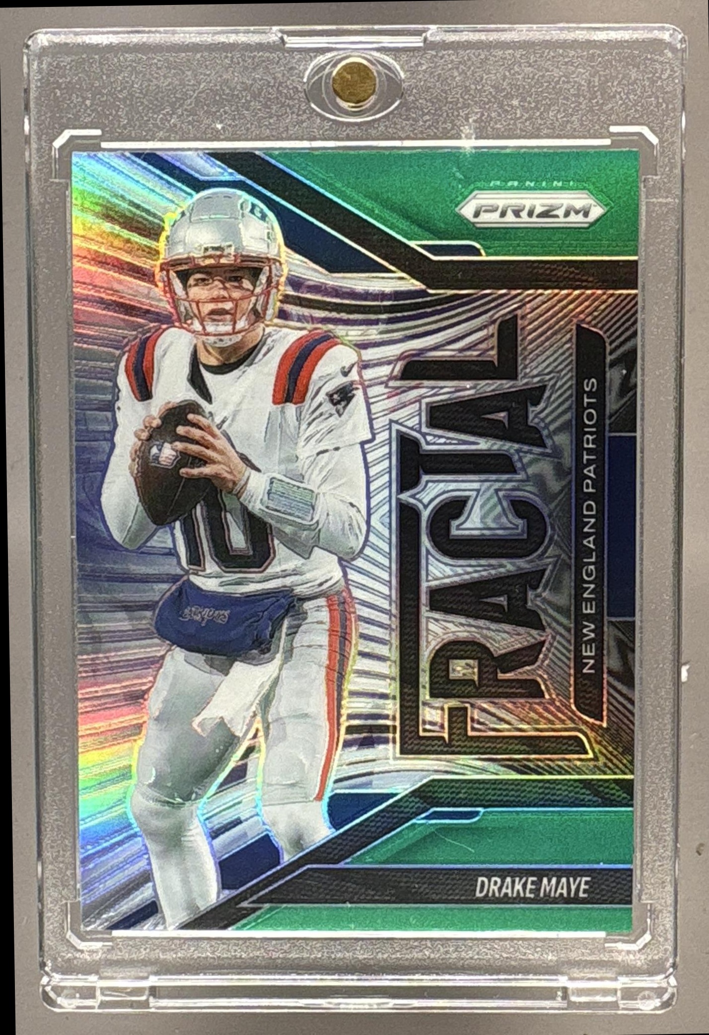 2025 PANINI PRIZM DRAKE MAYE #7 FRACTAL GREEN PATRIOTS