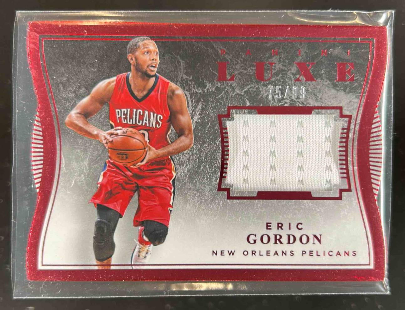 Card image for 2015-16 Panini Luxe Eric Gordon Memorabilia Die Cuts Red /99 #63