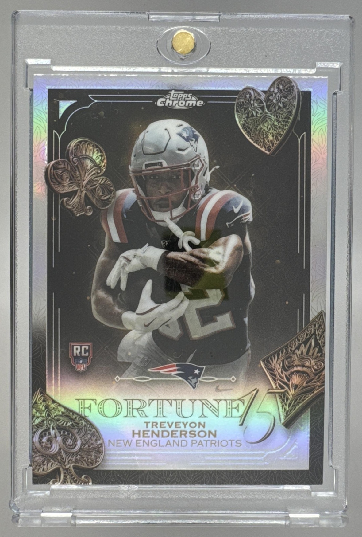 Card image for 2025 Topps Chrome TreVeyon Henderson Fortune 15 Refractor #F15-26 RC Patriots