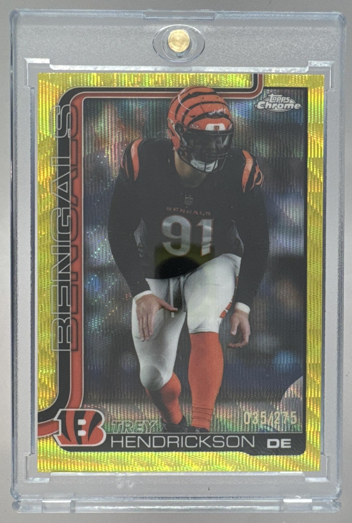 Card image for 2025 Topps Chrome Trey Hendrickson Yellow Wave Refractor /275 #65 Bengals
