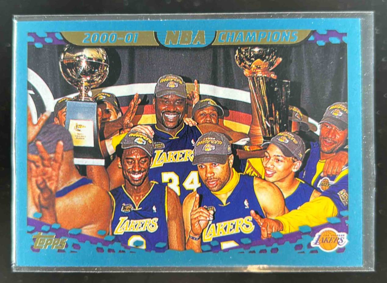 Card image for 2001-02 TOPPS 2000-01 NBA CHAMPIONS #220 LOS ANGELES LAKERS
