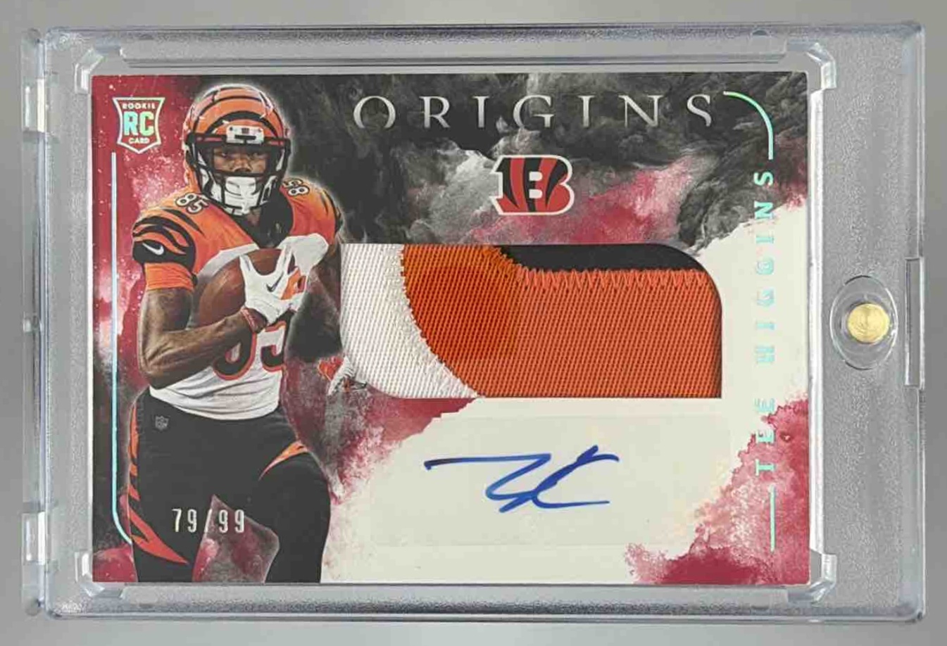 Card image for 2020 Panini Origins Tee Higgins Red /99 #110 MEM Auto RC Bengals