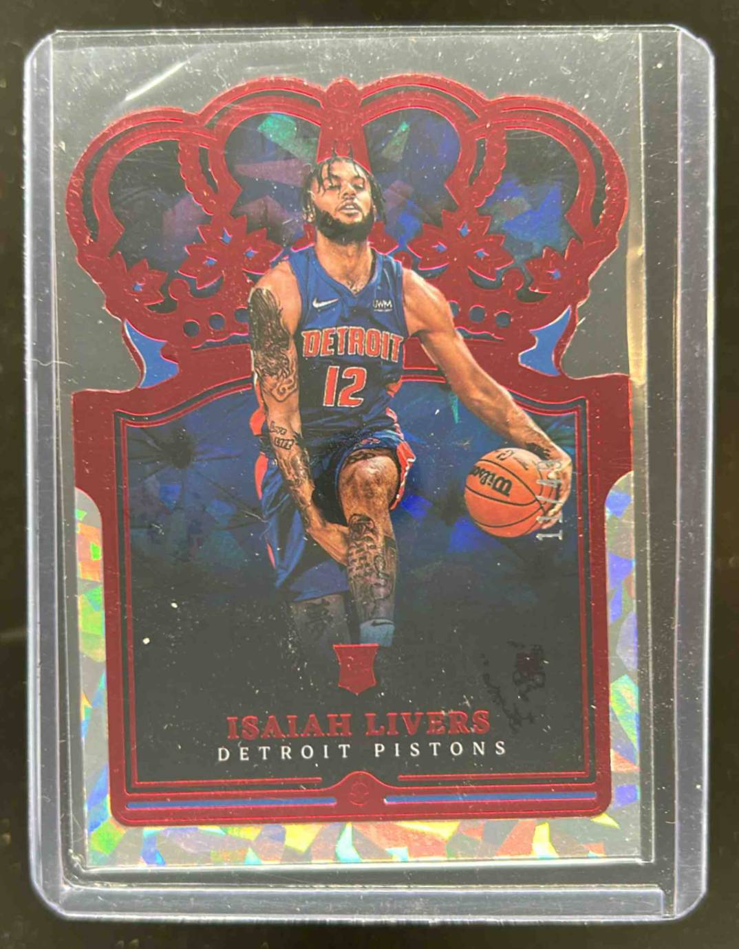 Card image for 2021-22 PANINI CROWN ROYALE ISAIAH LIVERS CRYSTAL RED /49 #7 RC DETROIT PISTONS