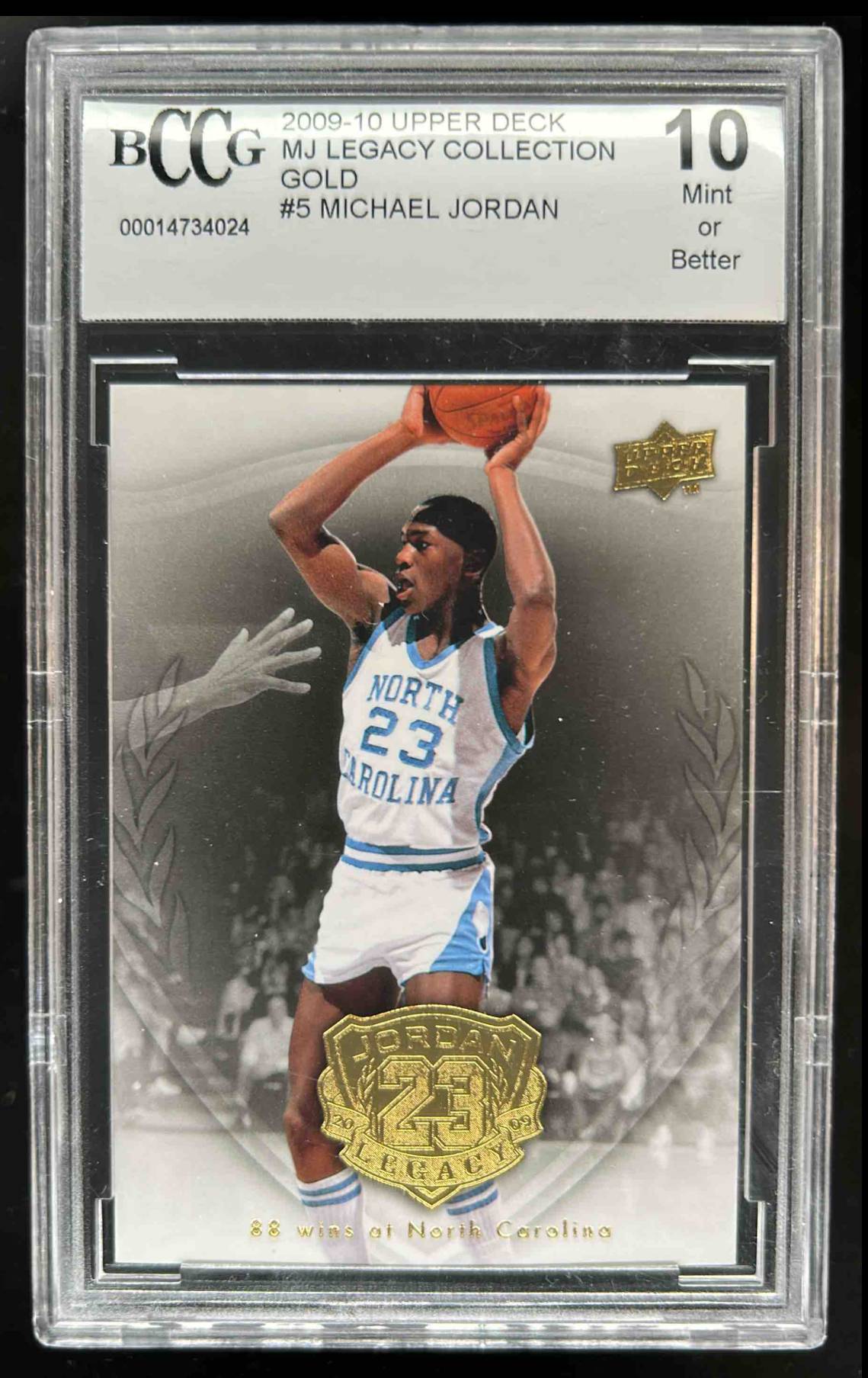Card image for 2009-10 MICHAEL JORDAN LEGACY COLLECTION HALL OF FAME EDITION #5 BCCG 10