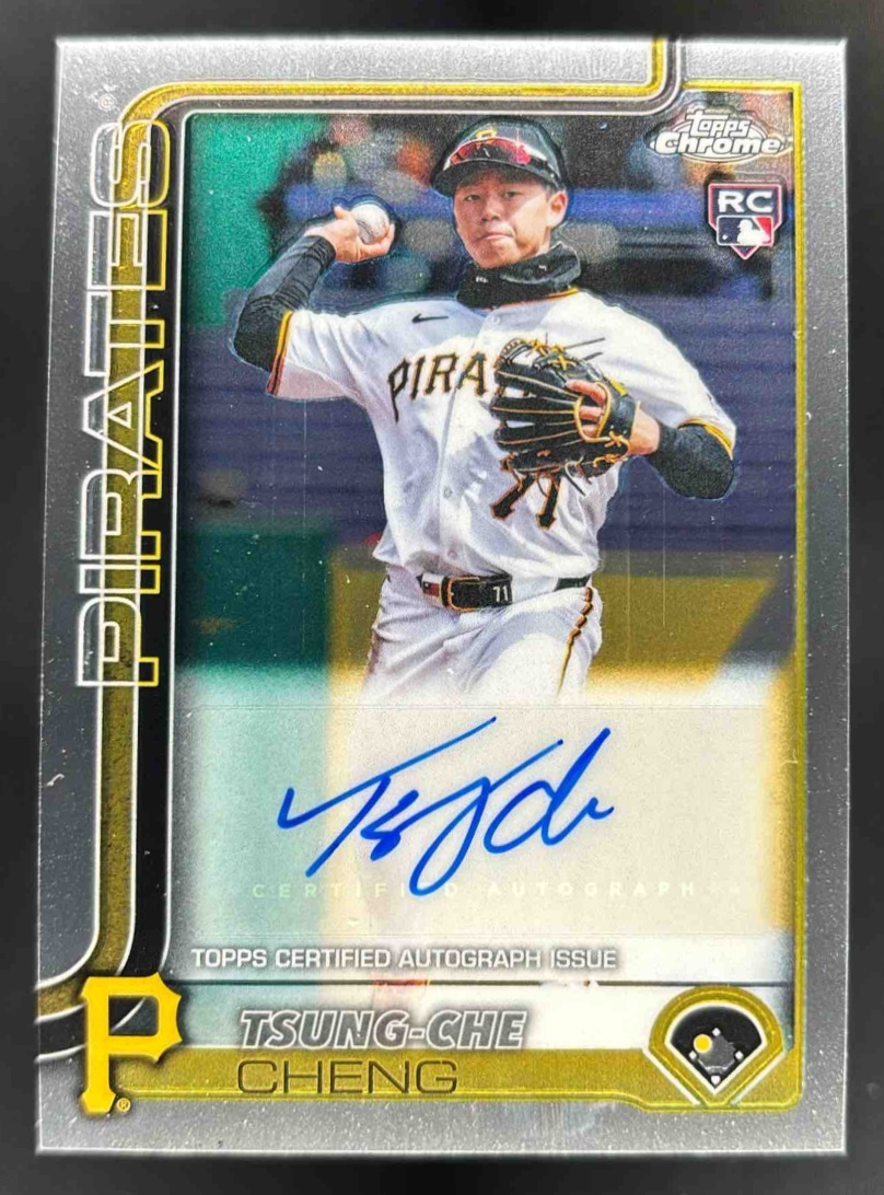 Card image for 2025 Topps Chrome Update Tsung-Che Cheng Auto #AC-TCG RC Pirates
