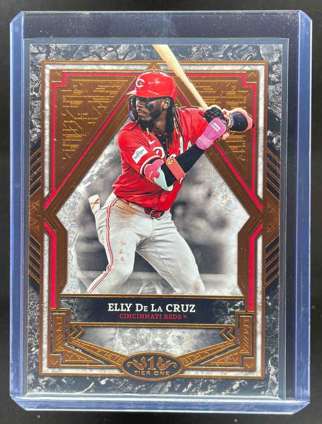 Card image for Elly De La Cruz 2025 Topps Tier One 2 #40 Cincinnati Reds