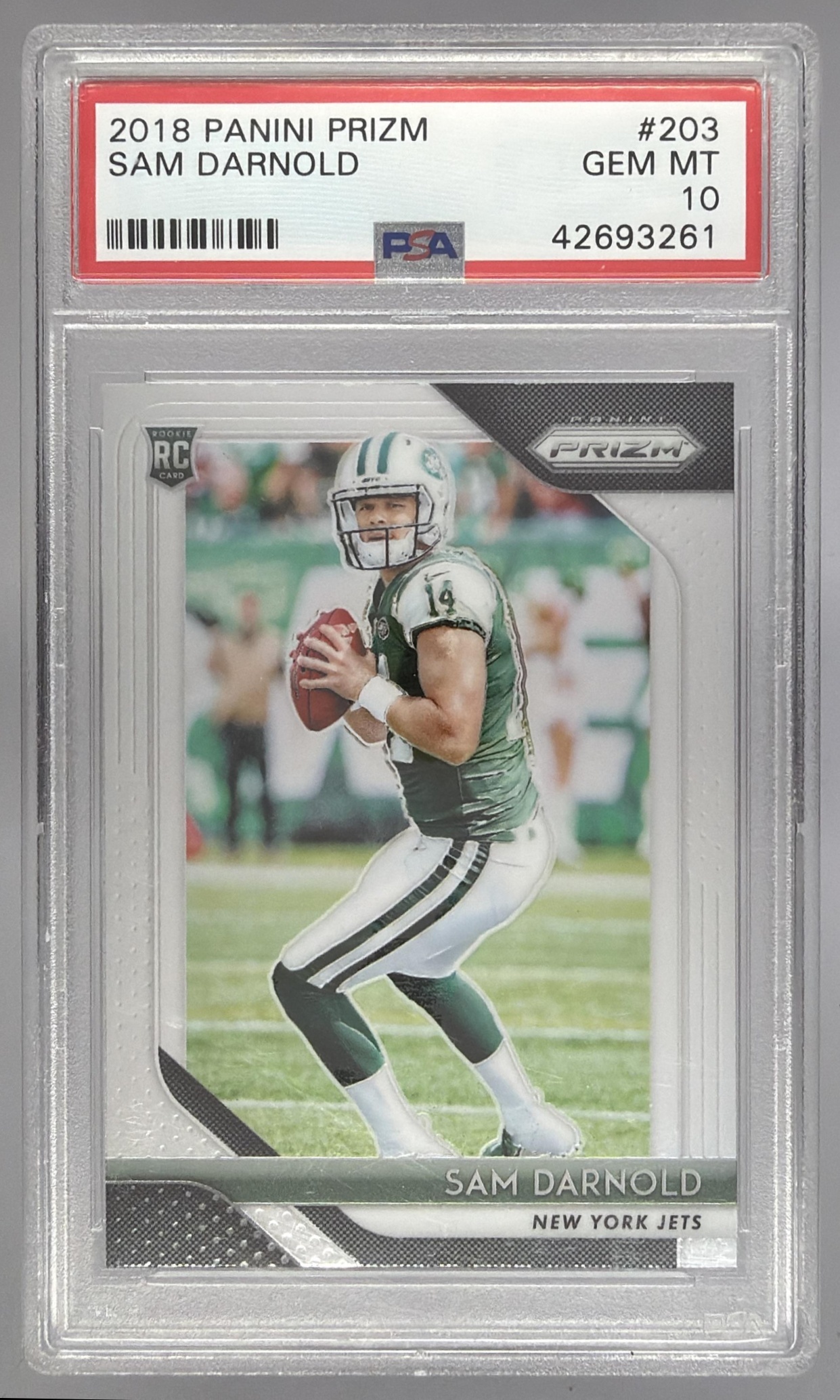 Card image for 2018 Panini Football Prizm Sam Darnold Green #203 RC New York Jets