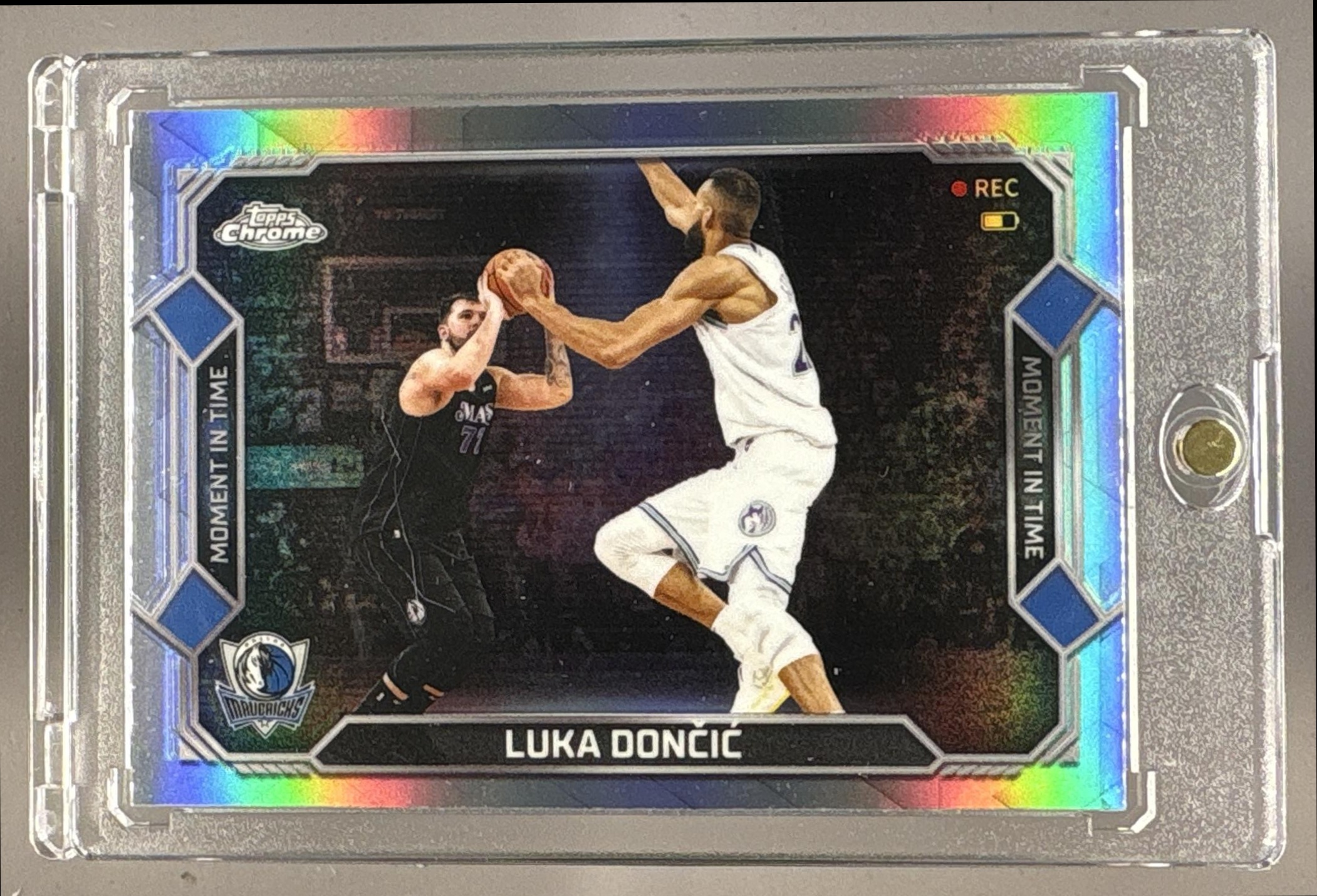 2025-26 TOPPS CHROME UPDATE LUKA DONCIC #MT-1 MOMENT IN TIME REFRACTOR MAVERICKS