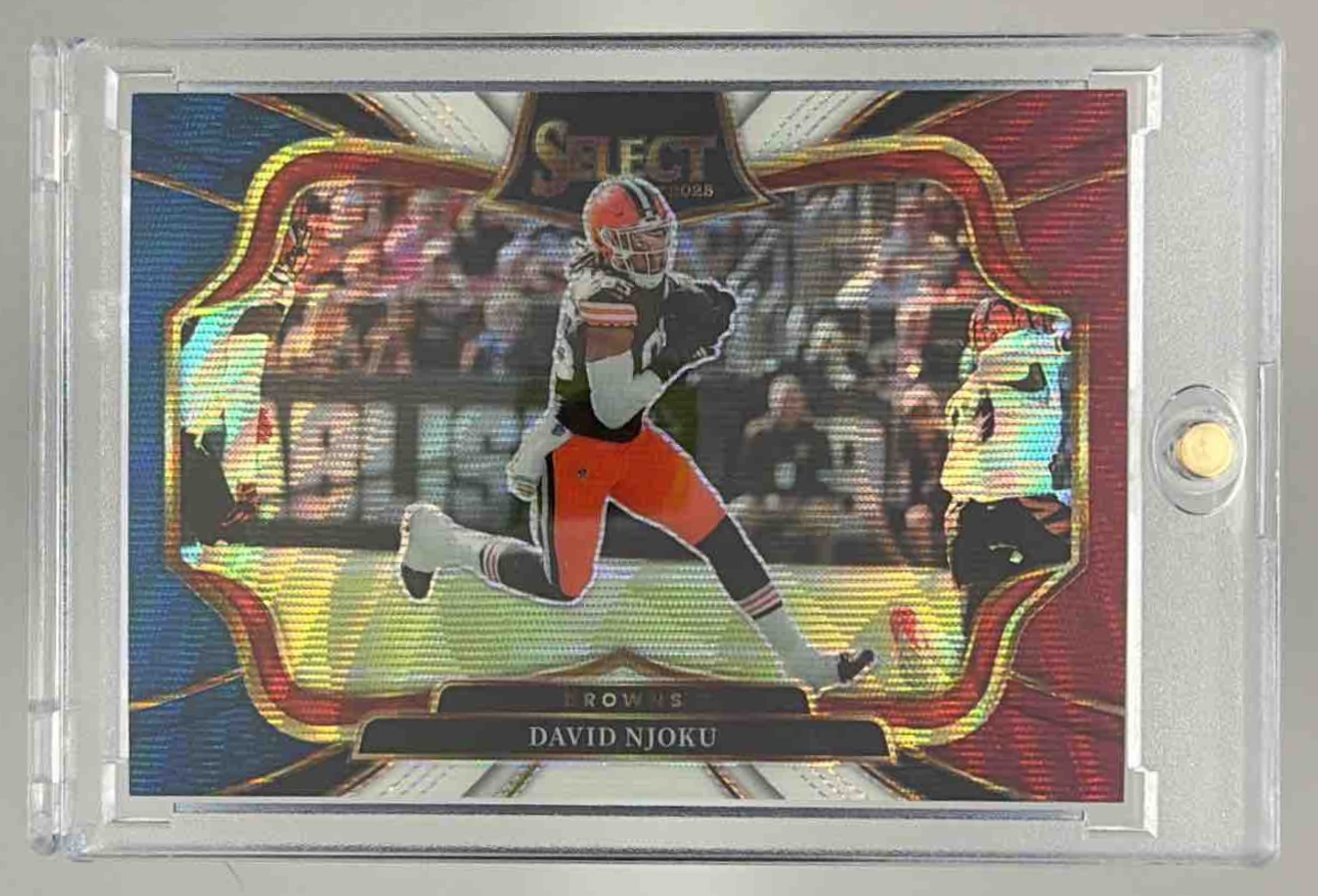 Card image for 2025 Panini Select David Njoku Field Level Tri-Color Prizm /99 #455 Browns