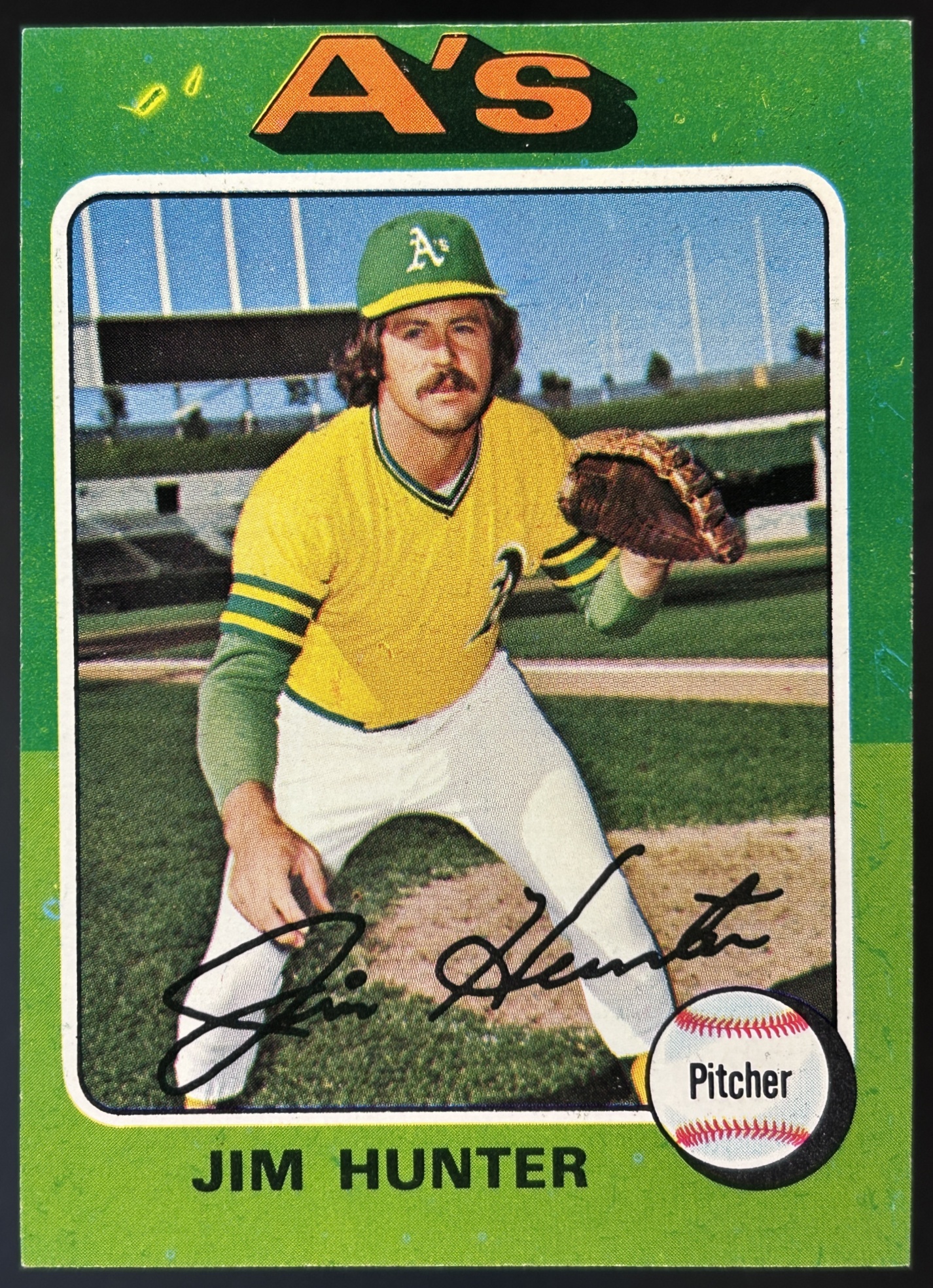 Card image for 1975 TOPPS JIM HUNTER #230 OAKLAND ATHLETICS
