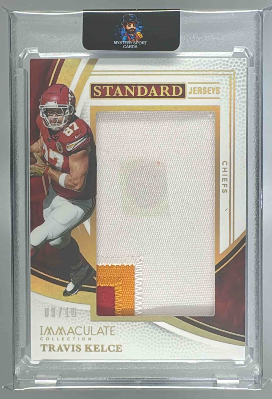 Card image for 2025 Panini Immaculate Collection Travis Kelce Gold /10 #66 Cleat Variation Chiefs