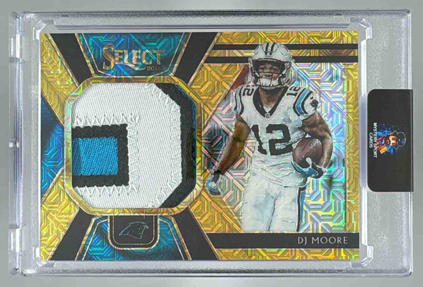 Card image for 2018 Panini Select DJ Moore Jumbo Rookie Swatch Gold Prizm /10 #32 MEM RC Panthers