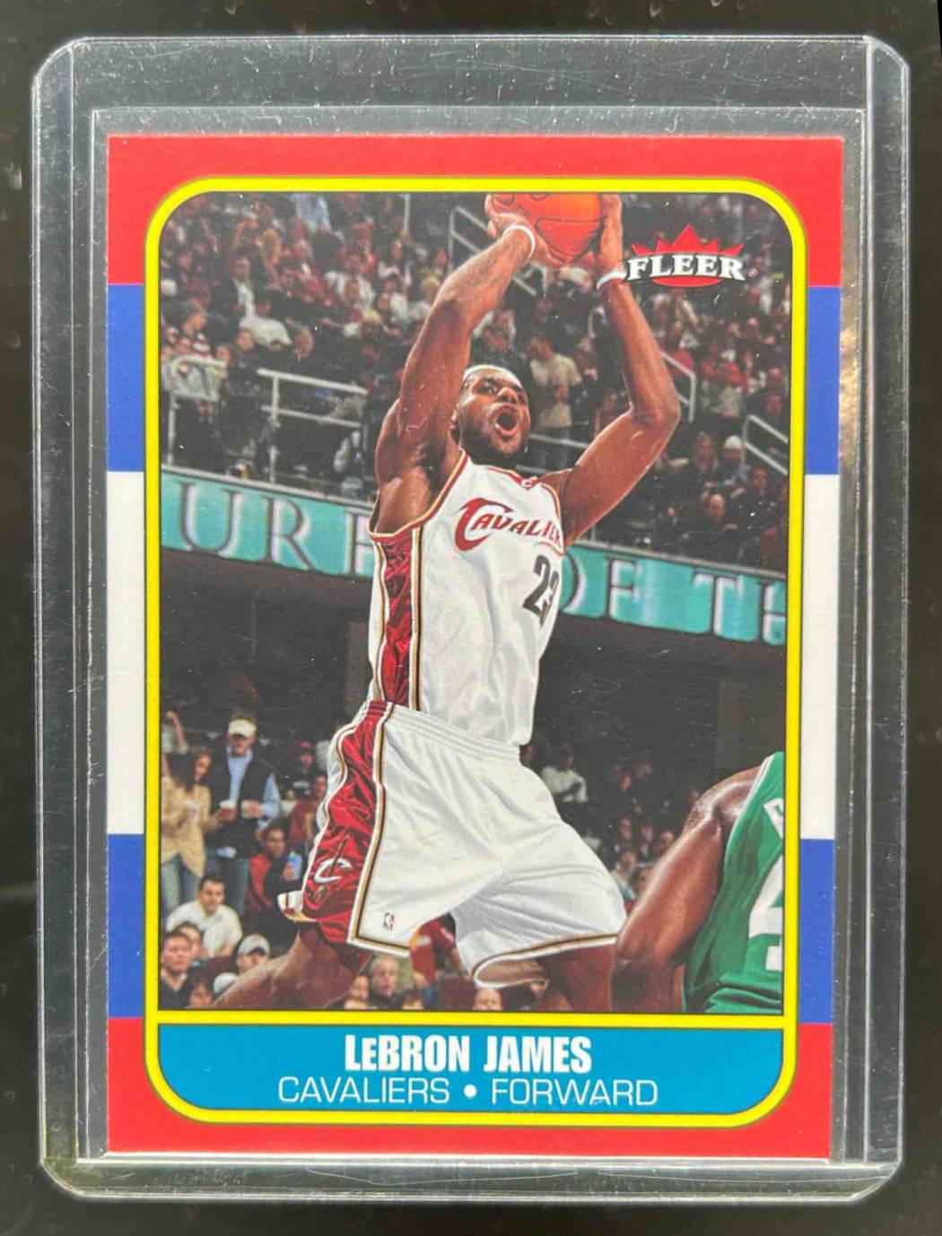 Card image for 2006-07 FLEER LEBRON JAMES 1986 87 20TH ANNIVERSARY #71 CLEVELAND CAVALIERS