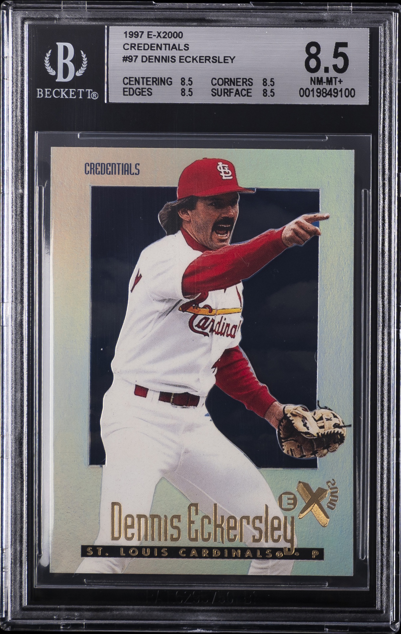 1997 Skybox E-X2000 Dennis Eckersley Credentials /299 #97 Cardinals BGS 8.5