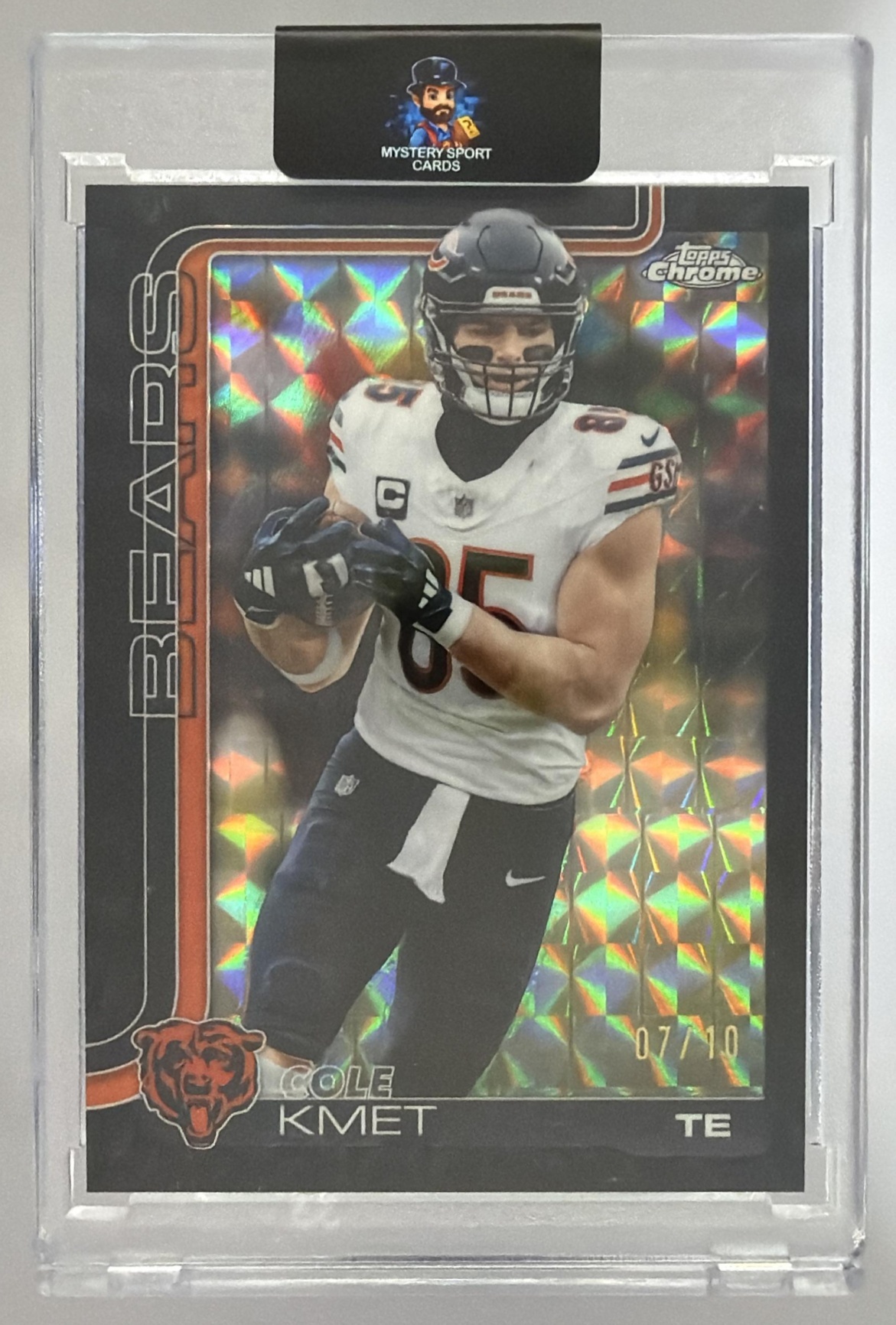 Card image for 2025 Topps Chrome Sapphire Cole Kmet Black Refractor /10 #51 Bears
