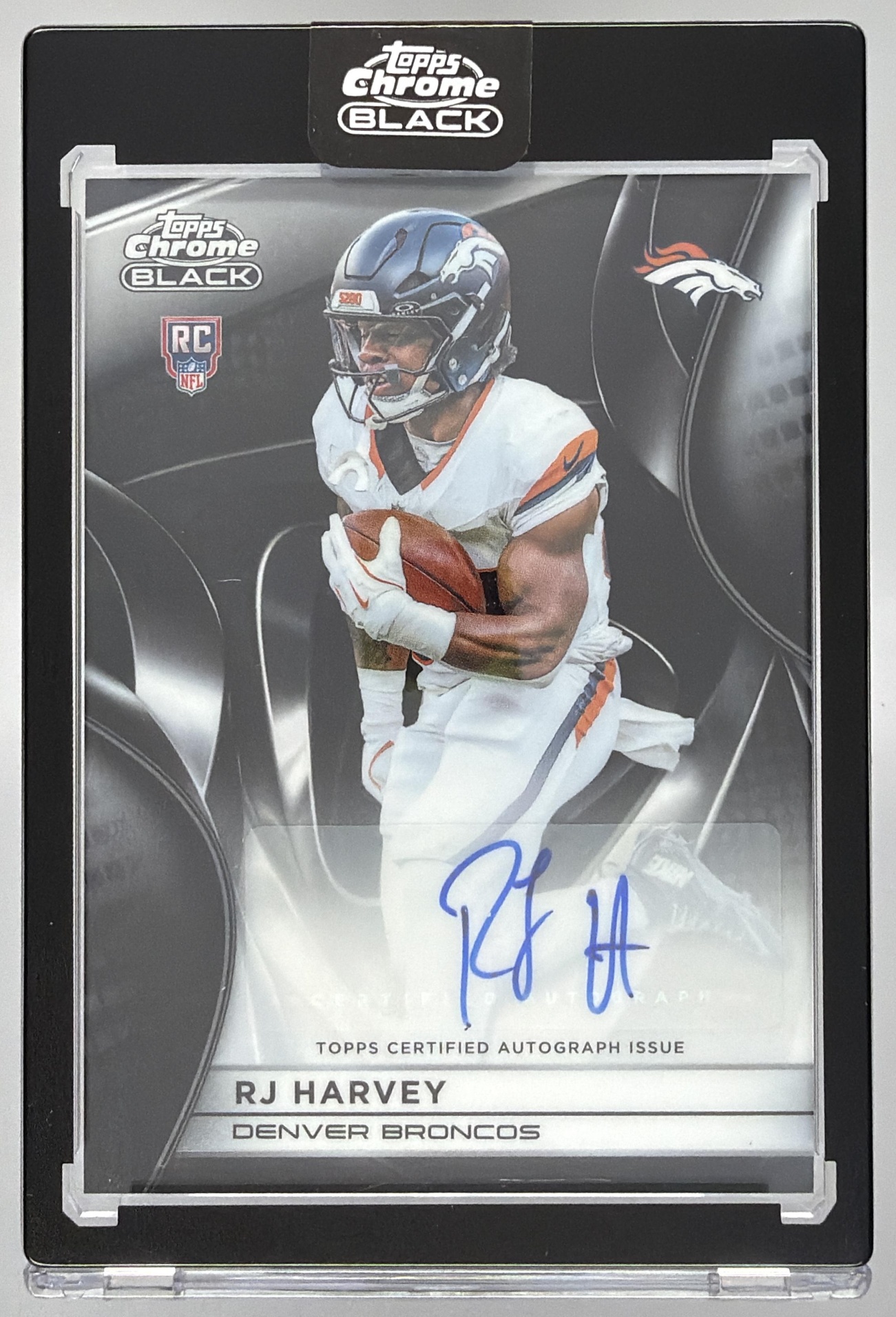Card image for 2025 Topps Football Chrome Black RJ Harvey Rookie Auto #RAU-RH RC Denver Broncos
