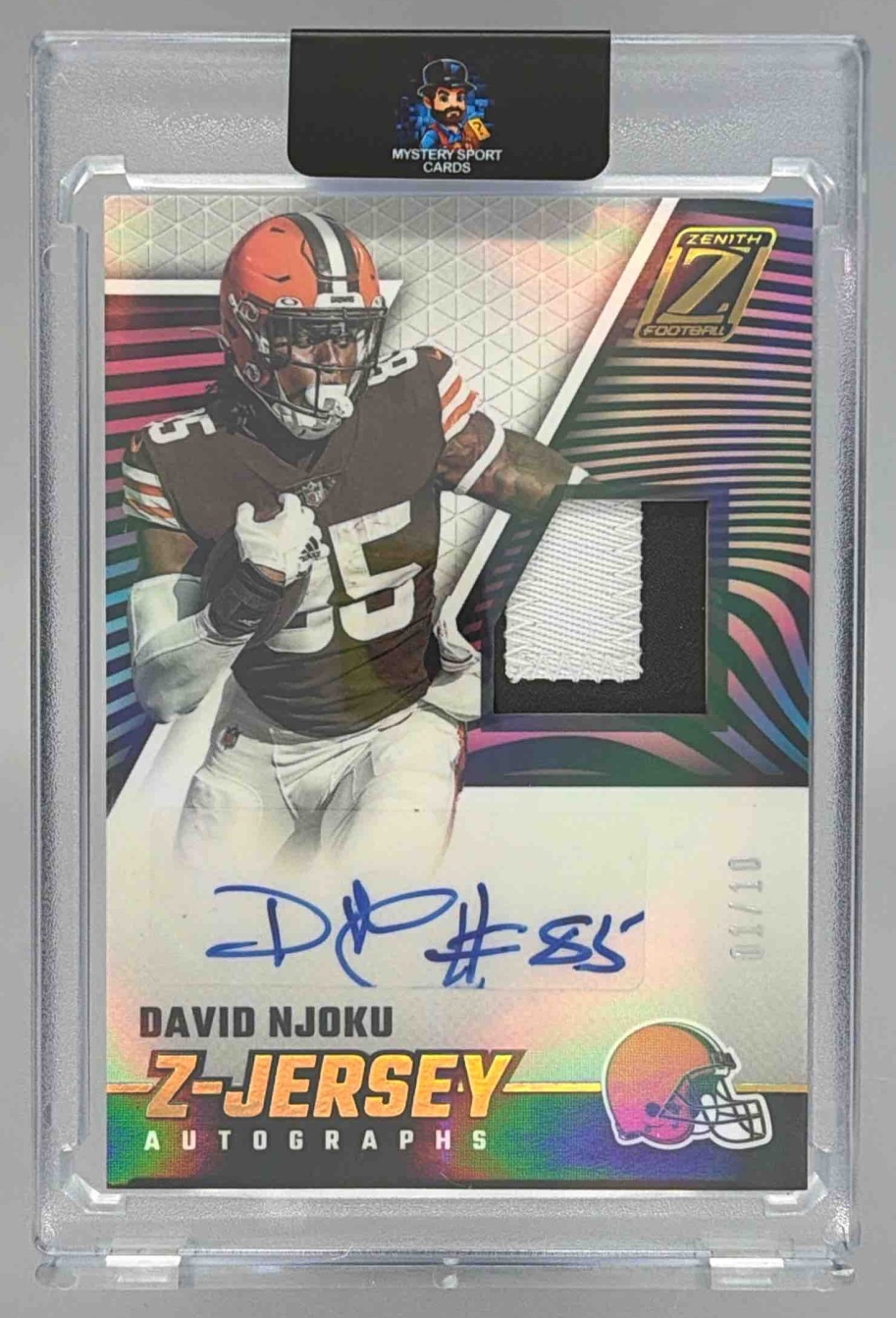 Card image for 2023 Panini Zenith David Njoku Z Jersey Auto Gold /10 #ZJA-DNU MEM Browns