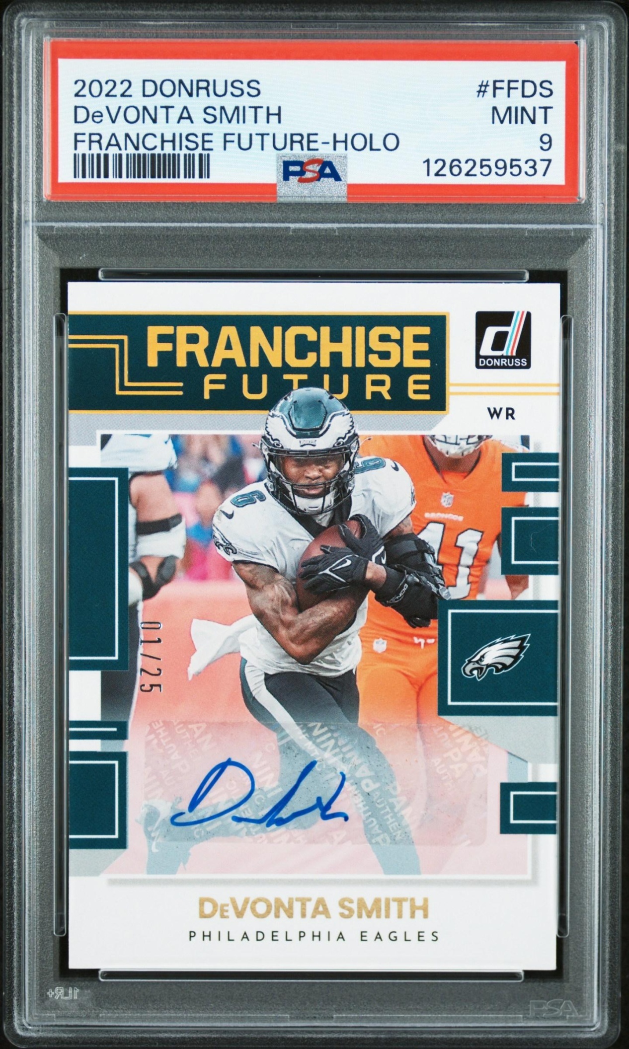 Card image for 2022 Panini Donruss DeVonta Smith Retro 1992 Auto /25 #30 Eagles