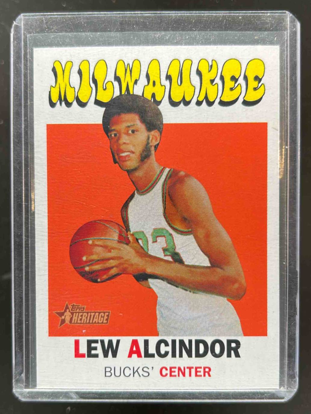 Card image for 2000-01 TOPPS HERITAGE KAREEM ABDUL-JABBAR #100 MILWAUKEE BUCKS