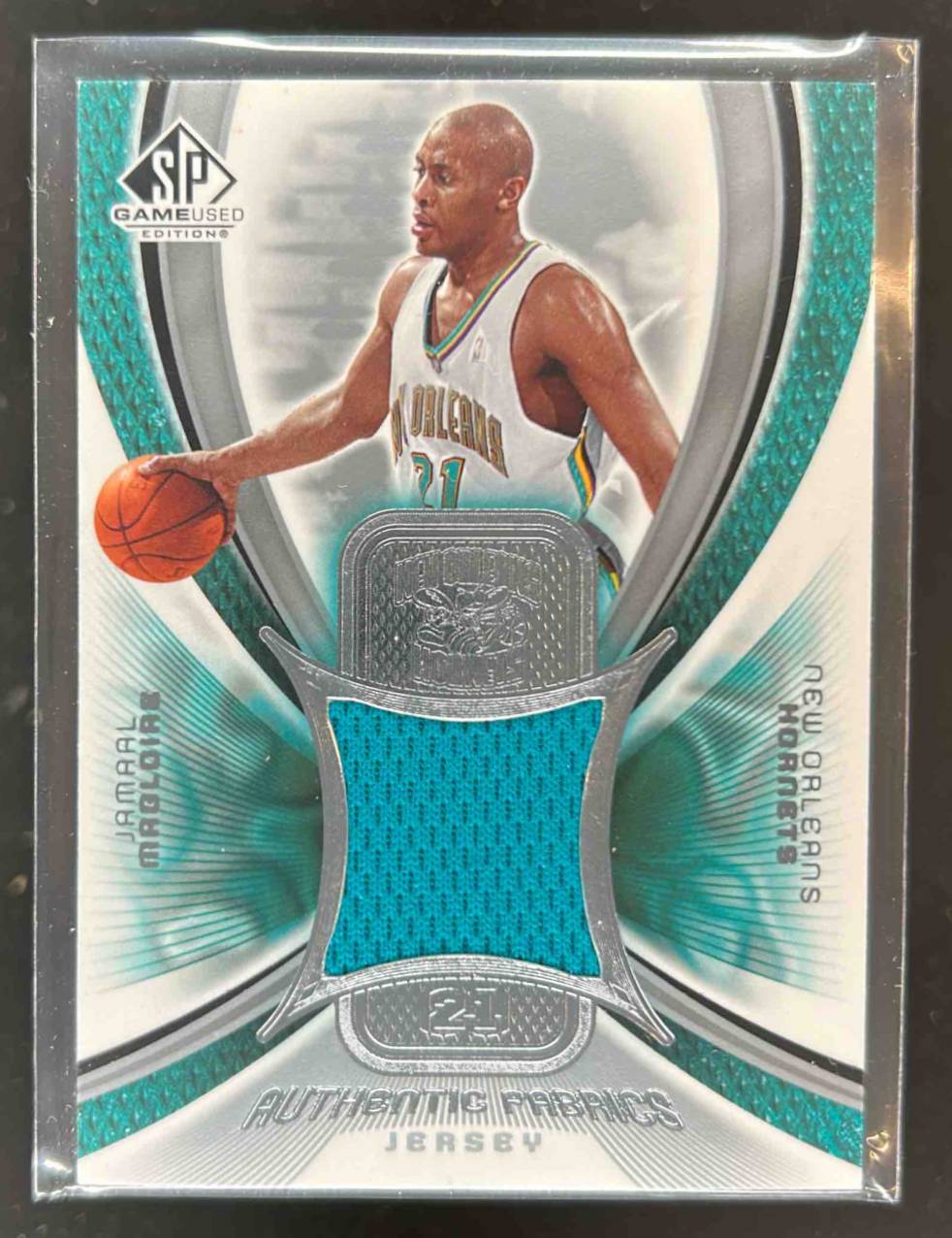 Card image for 2004-05 SP GAME USED JAMAAL MAGLOIRE AUTHENTIC FABRICS #AF-JM