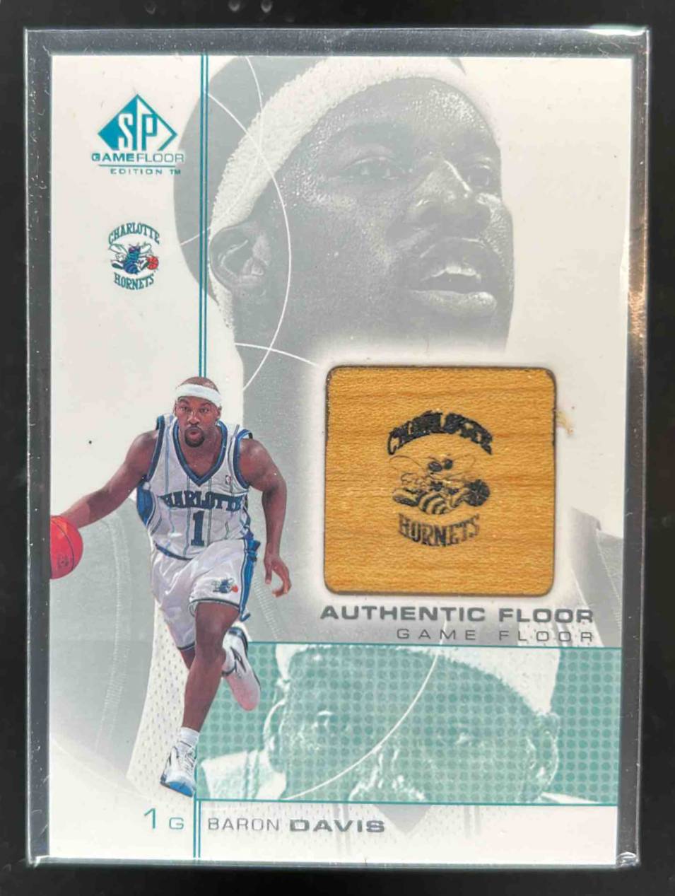 Card image for 2000-01 SP GAME FLOOR BARON DAVIS AUTHENTIC #BD CHARLOTTE HORNETS