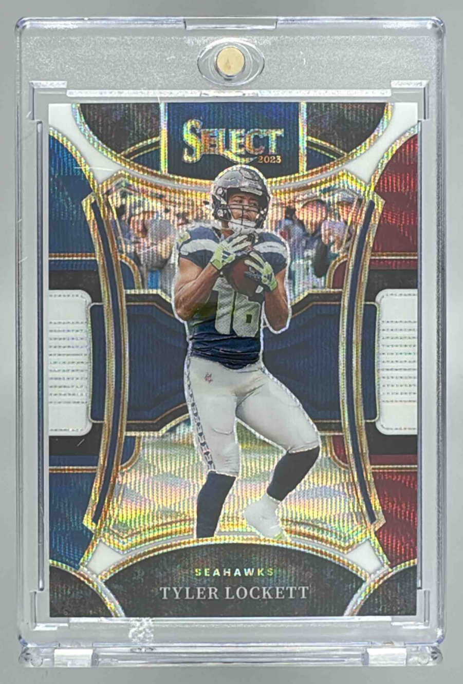 Card image for 2024 Panini Football Prizm Tyler Lockett Red Wave /149 #262 Seattle Seahawks