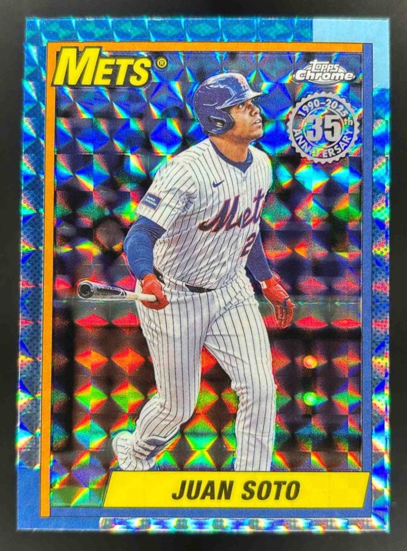 Card image for 2025 Topps Chrome Update Juan Soto 1990 Geometric Refractor #90CU-4 Mets