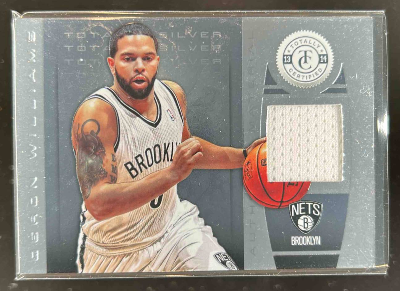 Card image for 2013-14 PANINI TOTALLY CERTIFIED DERON WILLIAMS MATERIALS #30