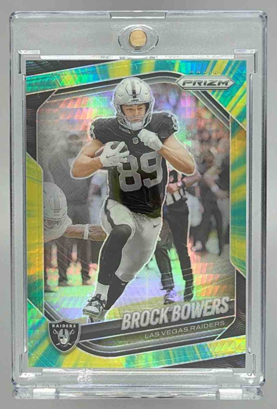 Card image for 2025 Panini Football Prizm Brock Bowers Hyper /200 #6 Las Vegas Raiders
