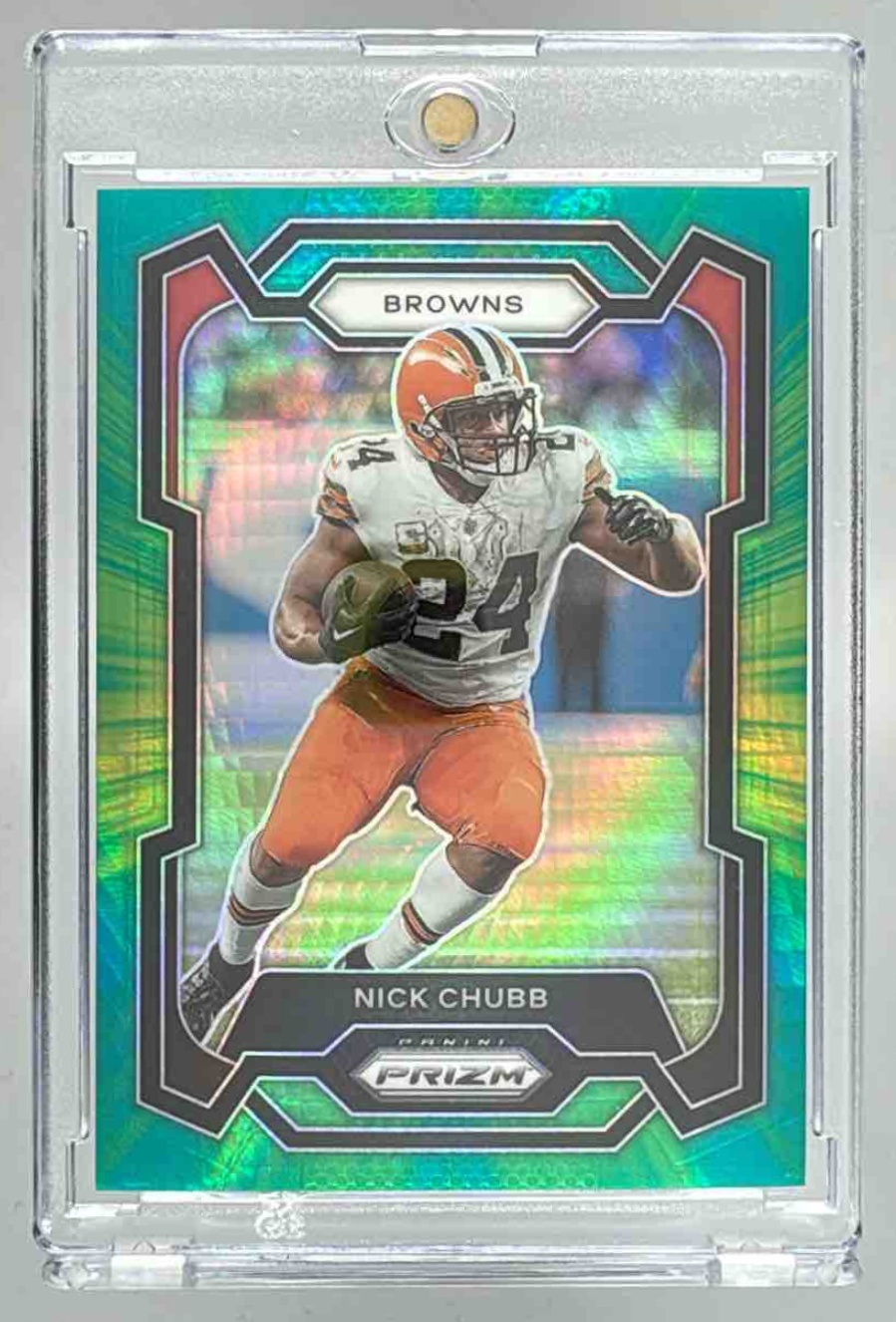 Card image for 2023 Panini Football Prizm Nick Chubb Hyper /175 #69 Cleveland Browns
