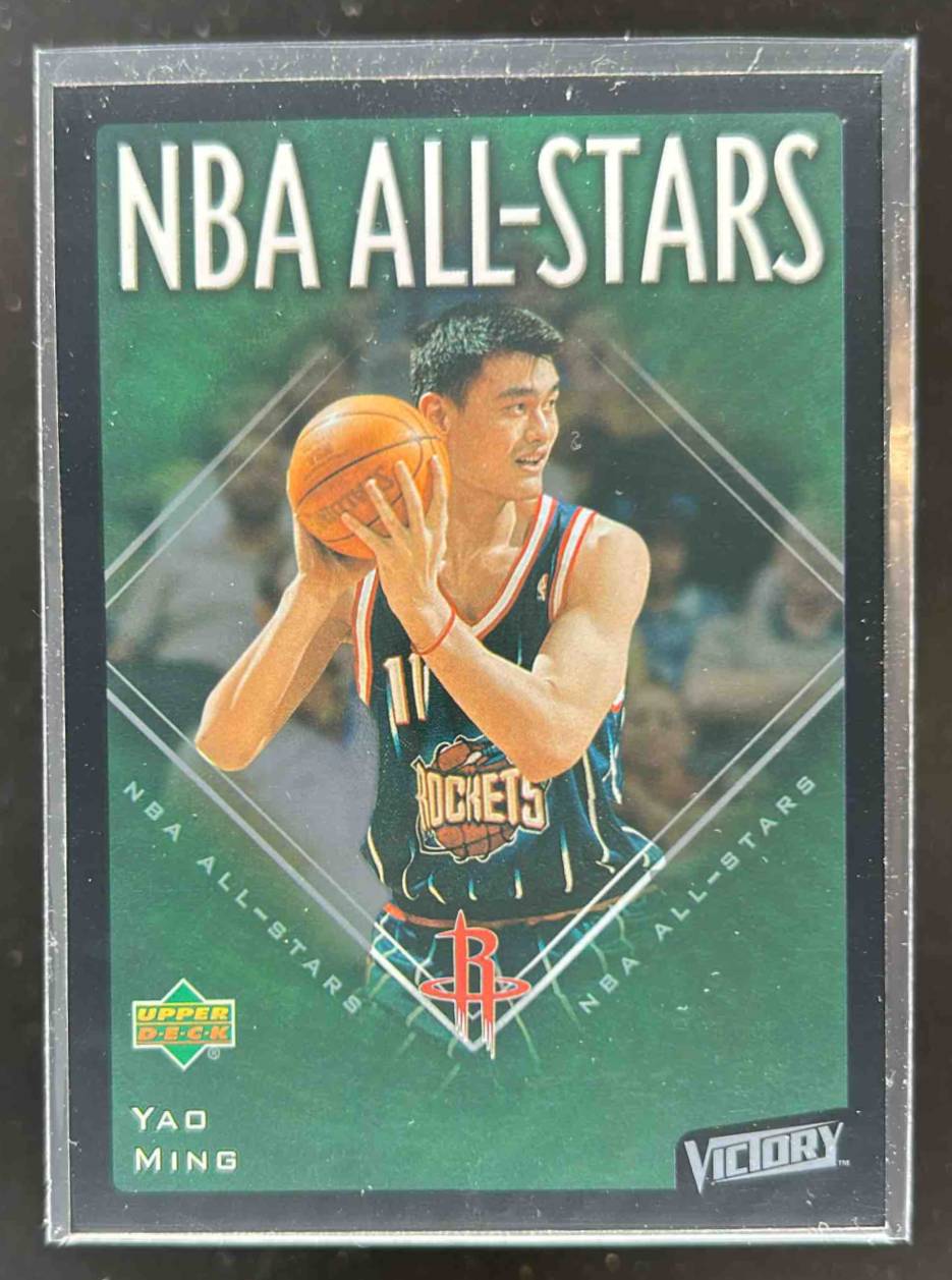 Card image for 2003-04 UPPER DECK VICTORY YAO MING #137 HOUSTON ROCKETS