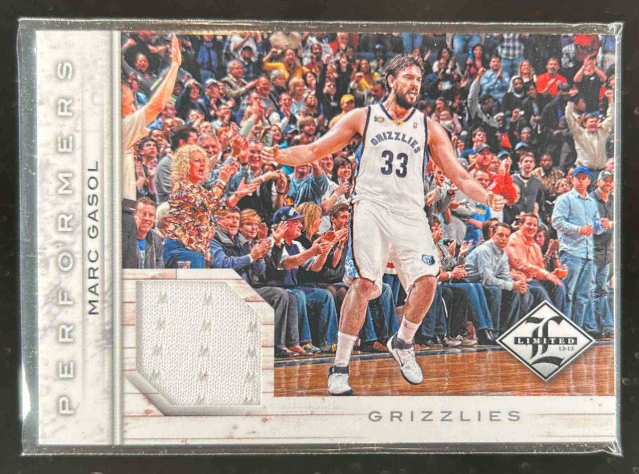 Card image for 2012-13 Panini Limited Marc Gasol Performers Materials 104 /199 #10