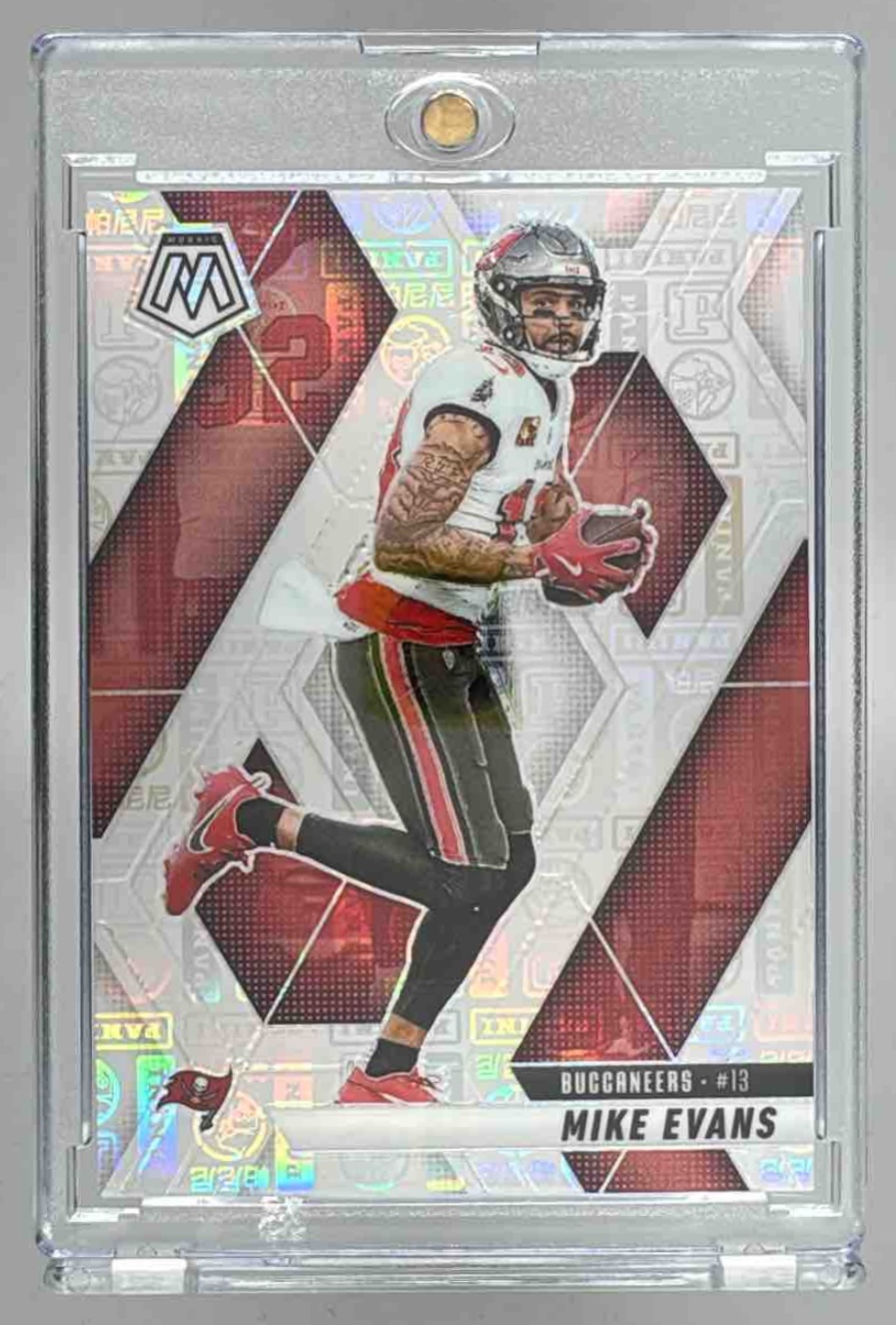 Card image for 2025 Panini Mosaic Mike Evans Silver Knight Prizm /149 #192 Buccaneers