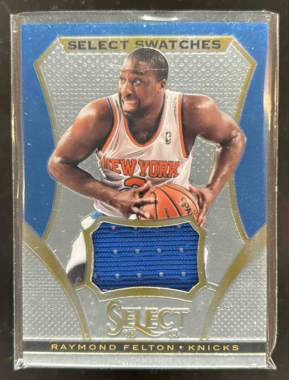 Card image for 2013-14 PANINI SELECT RAYMOND FELTON SWATCHES #6 NEW YORK KNICKS