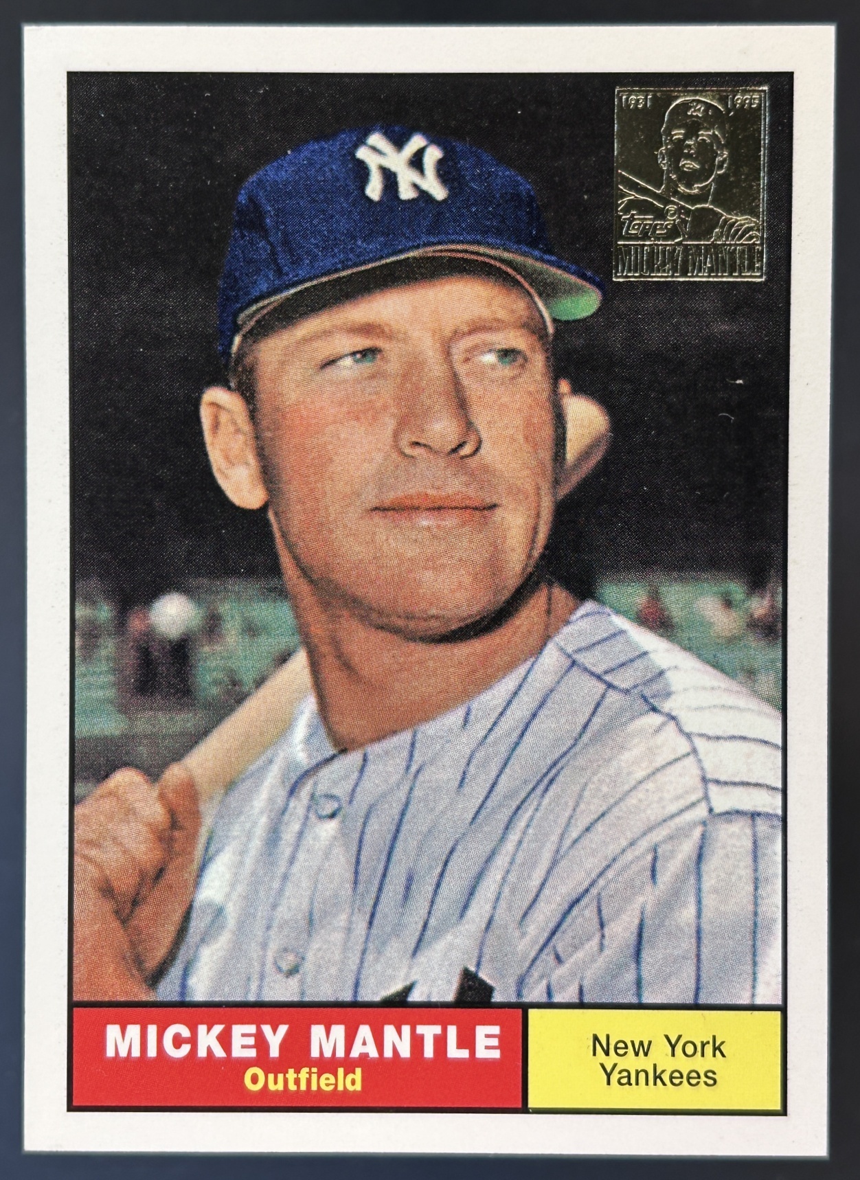 Card image for 1996 TOPPS MICKEY MANTLE #11 1961 COMMEMORATIVE REPRINTS NEW YORK YANKEES