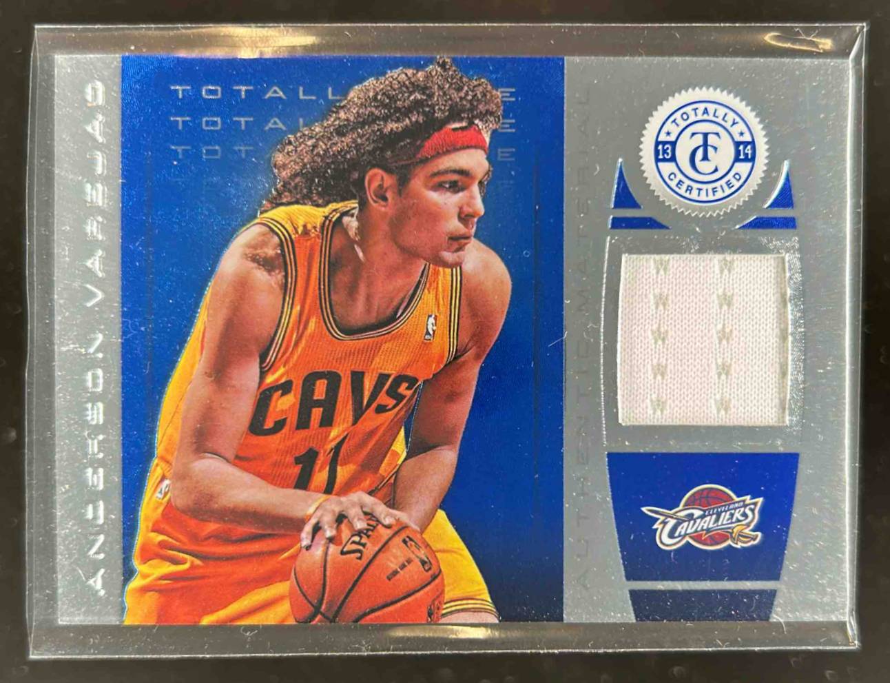 Card image for 2013-14 Panini Totally Certified Anderson Varejao Materials Blue 14 /49 #134