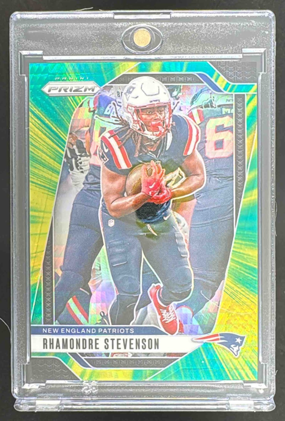 Card image for 2024 Panini Prizm Rhamondre Stevenson Hyper /180 #195 Patriots