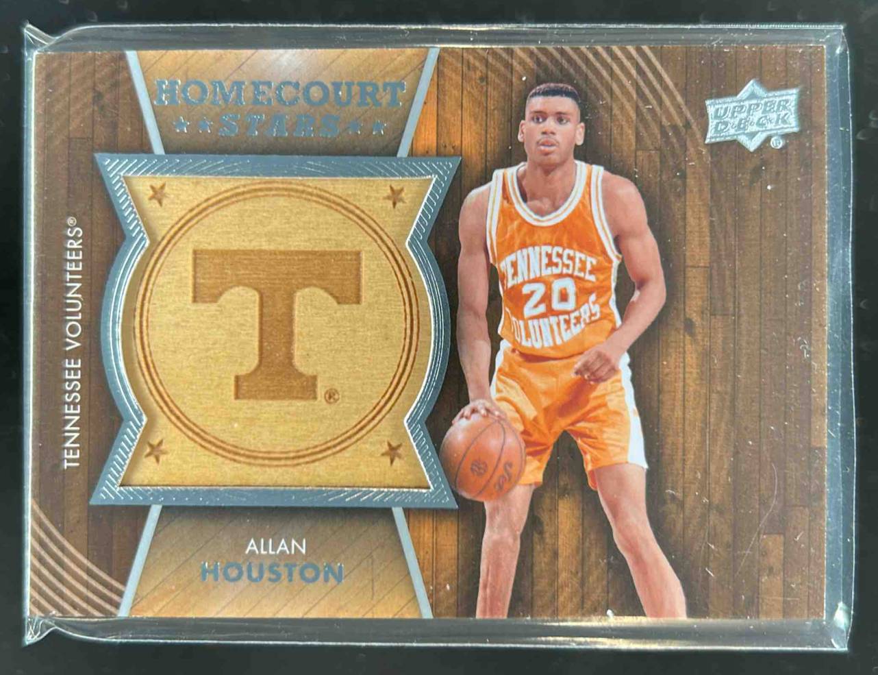 Card image for 2014-15 Upper Deck Lettermen Allan Houston Homecourt Stars #HS-AL