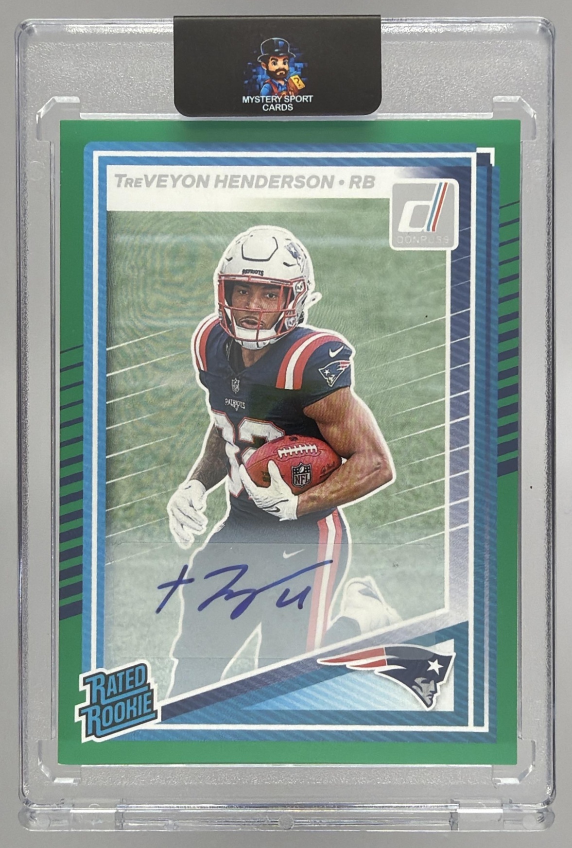 Card image for 2025 Panini Donruss TreVeyon Henderson Rated Rookie Auto Green #332 RC Patriots