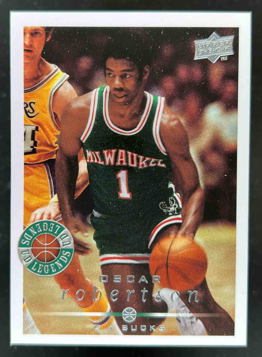 Card image for 2008-09 UPPER DECK OSCAR ROBERTSON #214 MILWAUKEE BUCKS