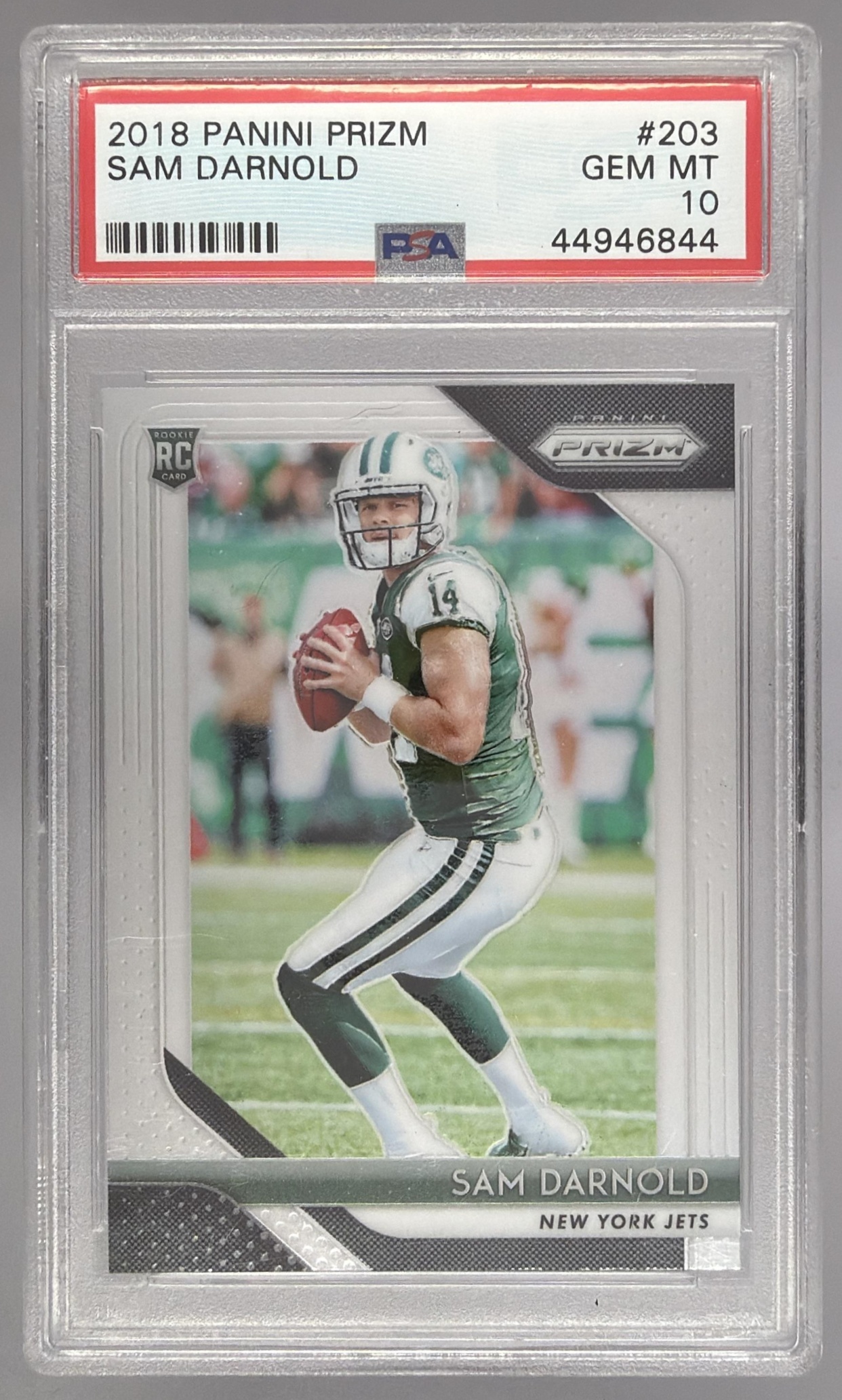 Card image for 2018 Panini Football Prizm Sam Darnold Green #203 RC New York Jets