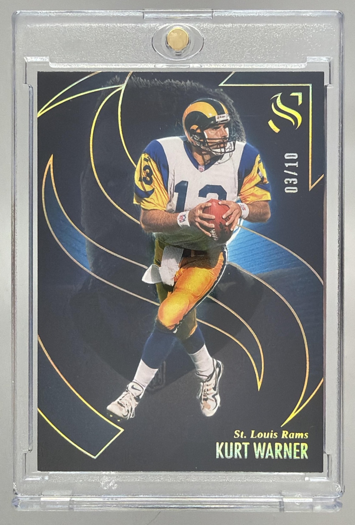 Card image for 2025 Panini Football Silhouette Kurt Warner Holo Gold /10 #89 St. Louis Rams