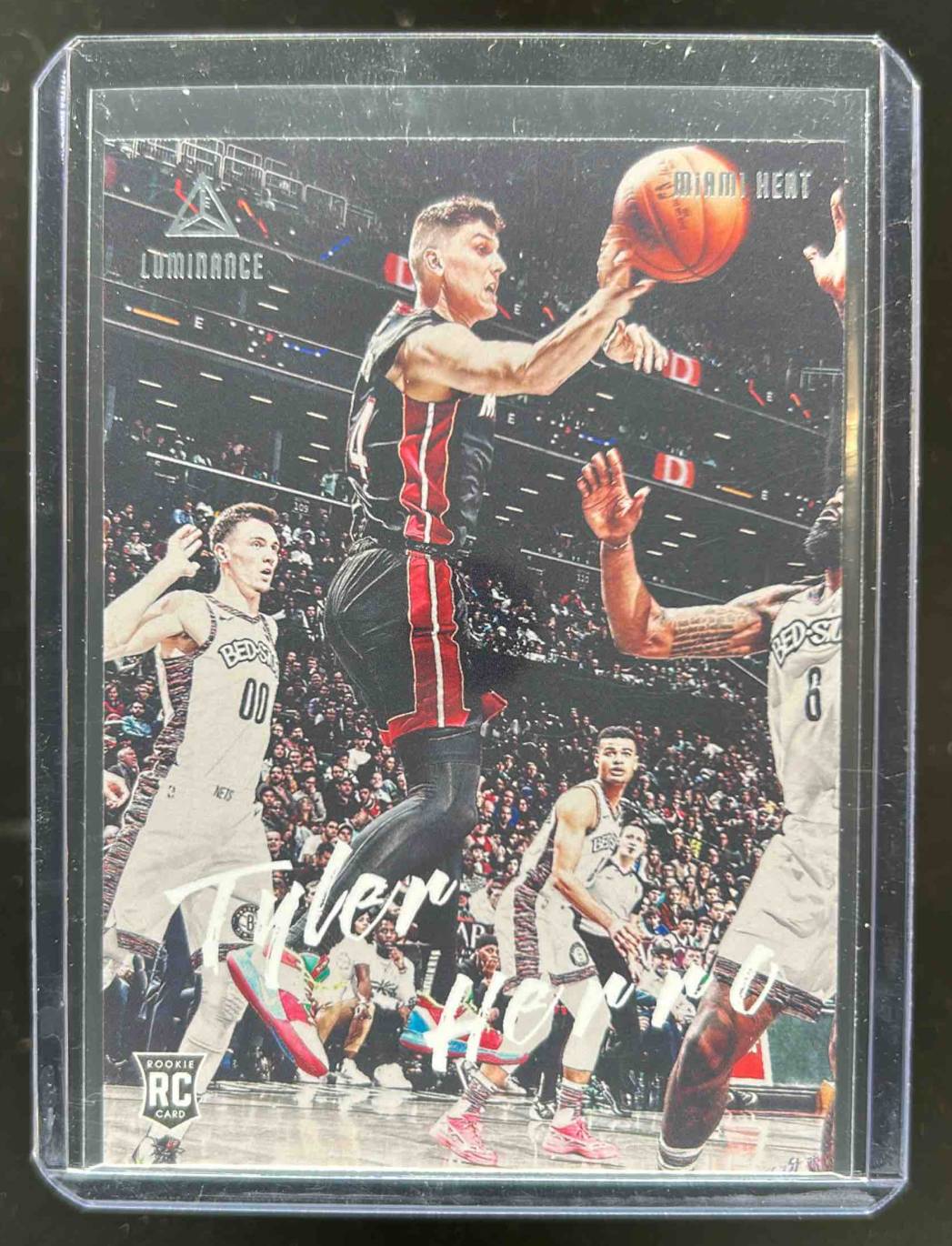 Card image for 2019-20 PANINI CHRONICLES TYLER HERRO #154 RC LUMINANCE ROOKIE MIAMI HEAT