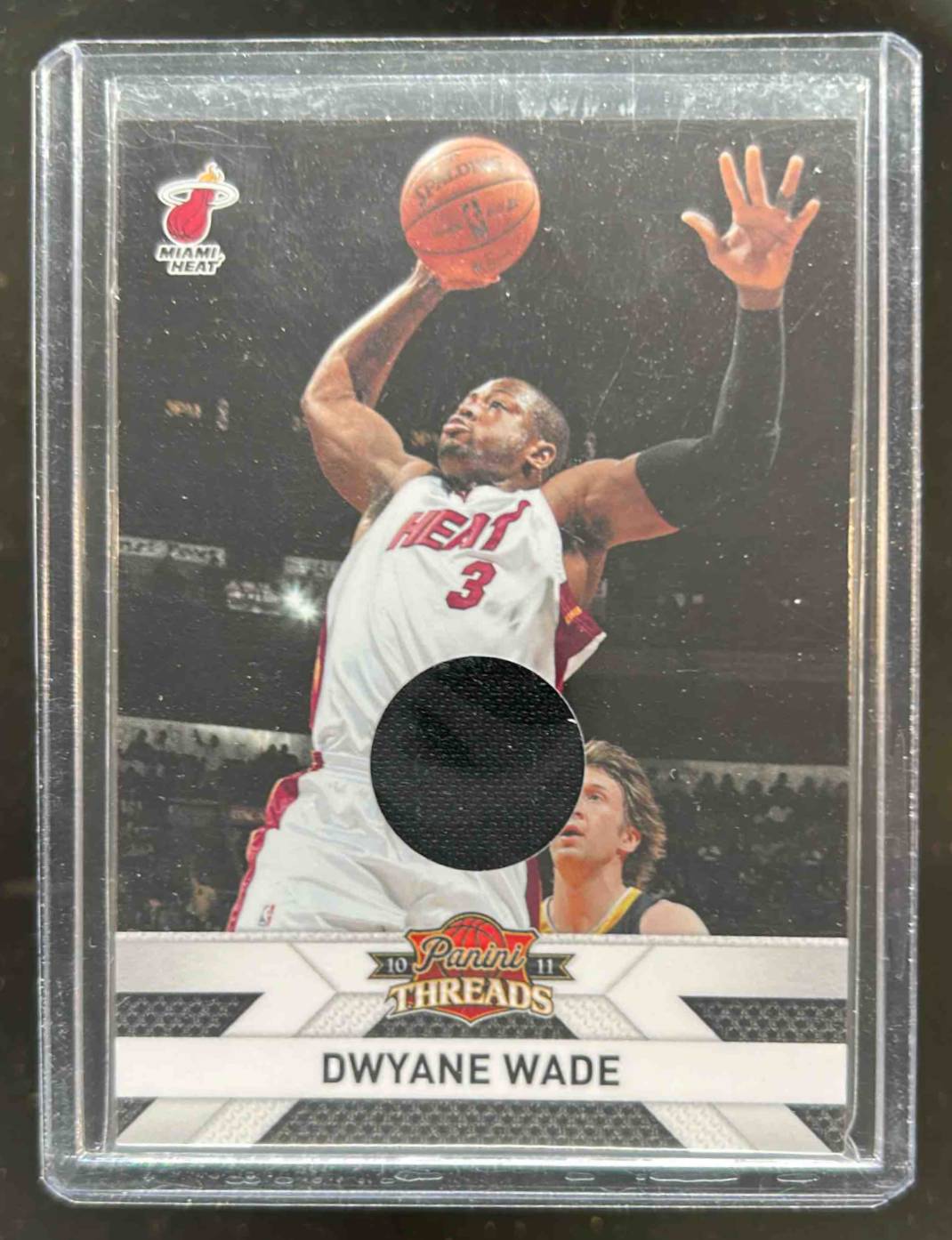 Card image for 2010-11 PANINI THREADS DWYANE WADE JERSEYS /399 #137 MIAMI HEAT